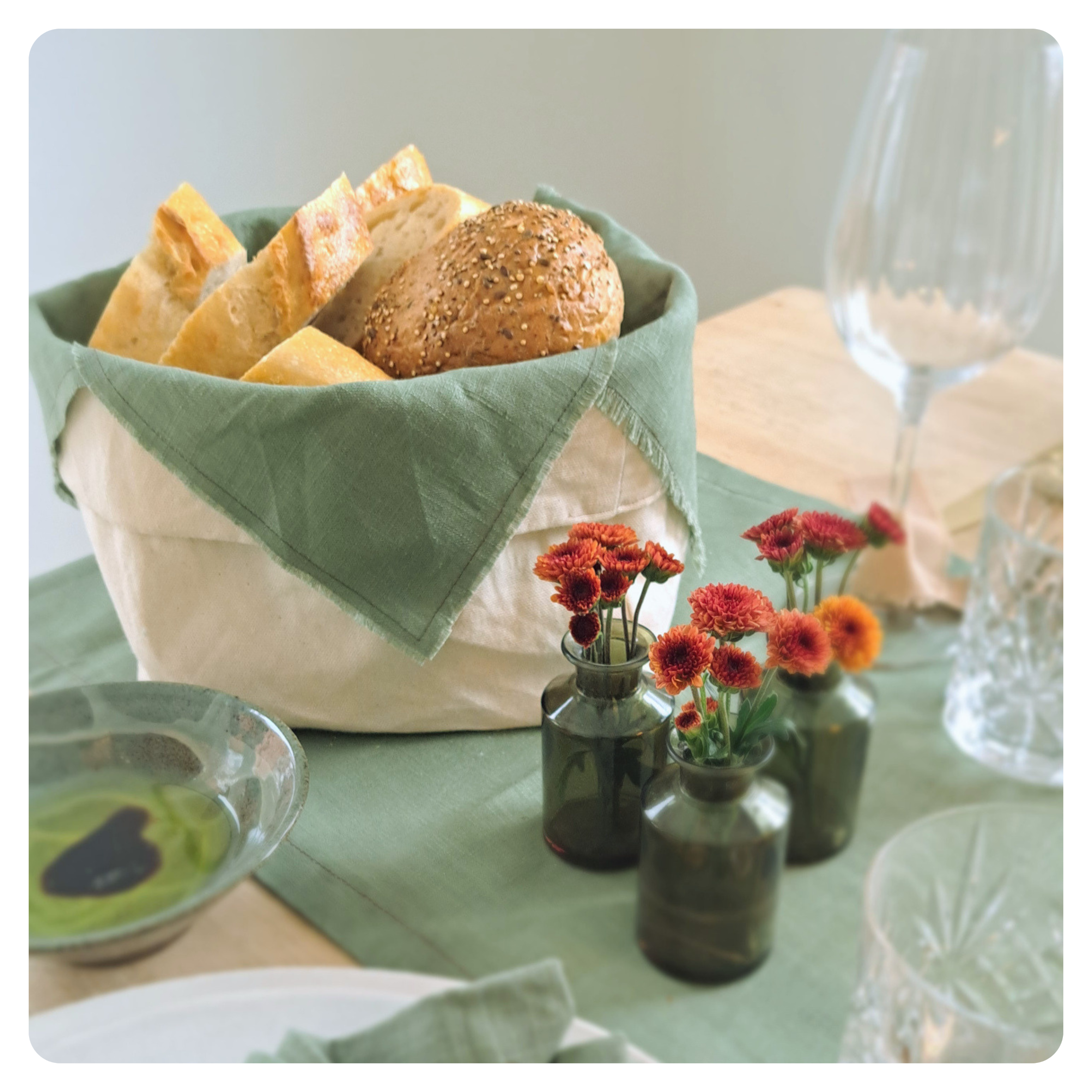 Bread basket in table setting