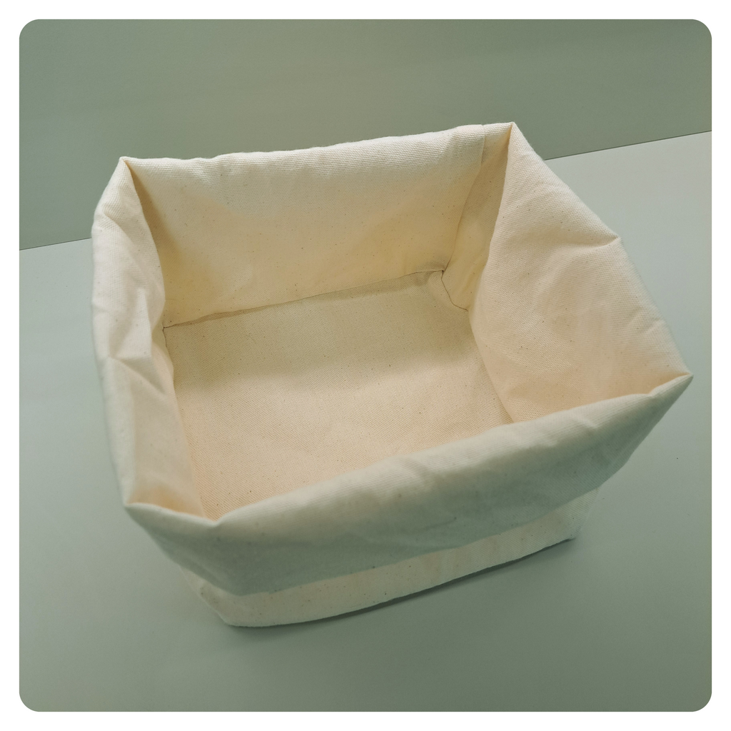 Cotton bread basket detail